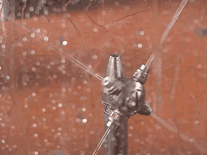 三維洗罐器工作狀態(tài)